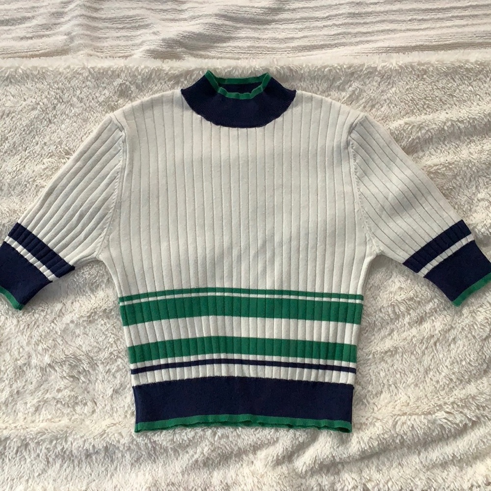 sweater shirt